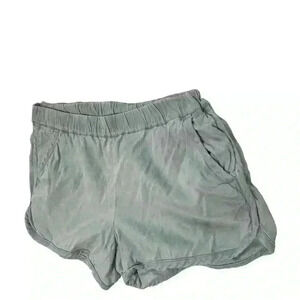 Marine Layer light blue chino shorts front pockets women’s sz M